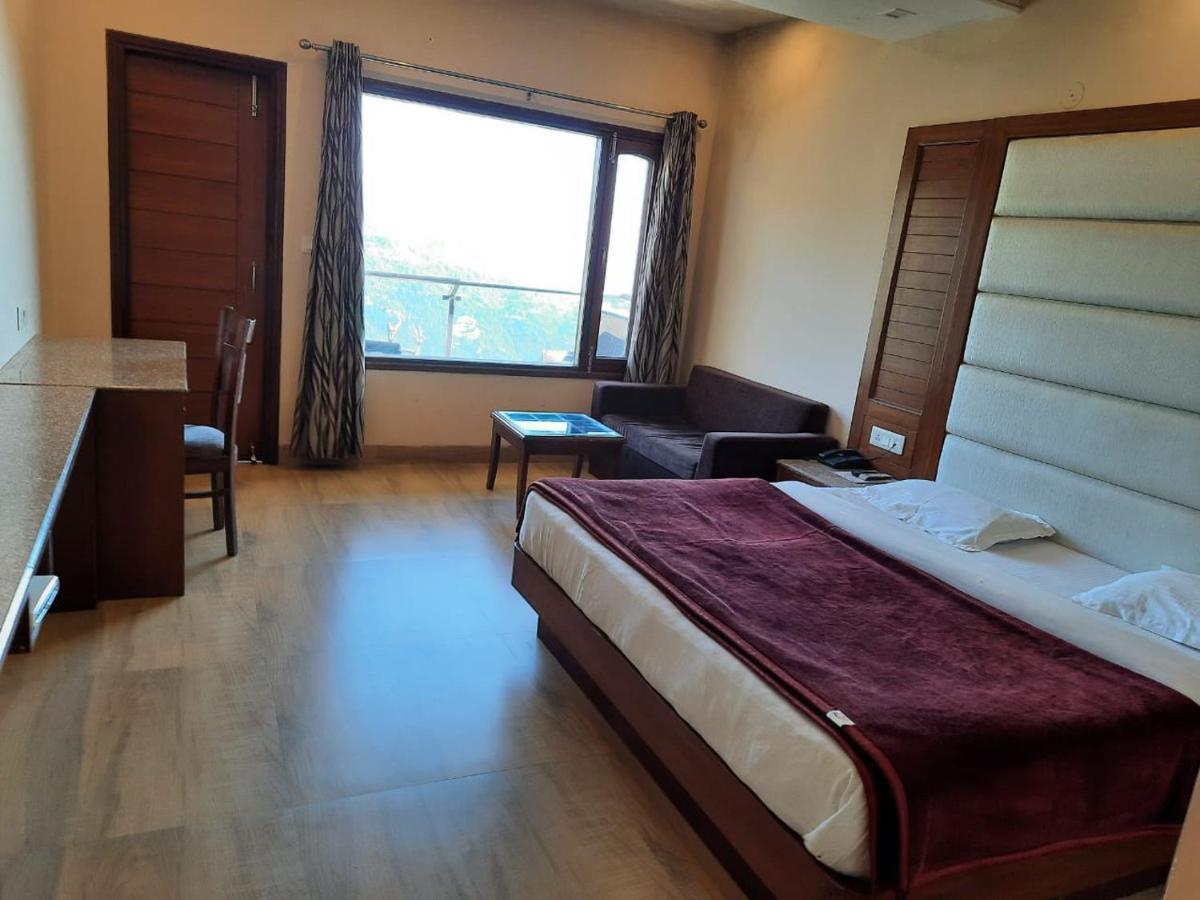 Hotel Basera Mussoorie Eksteriør bilde