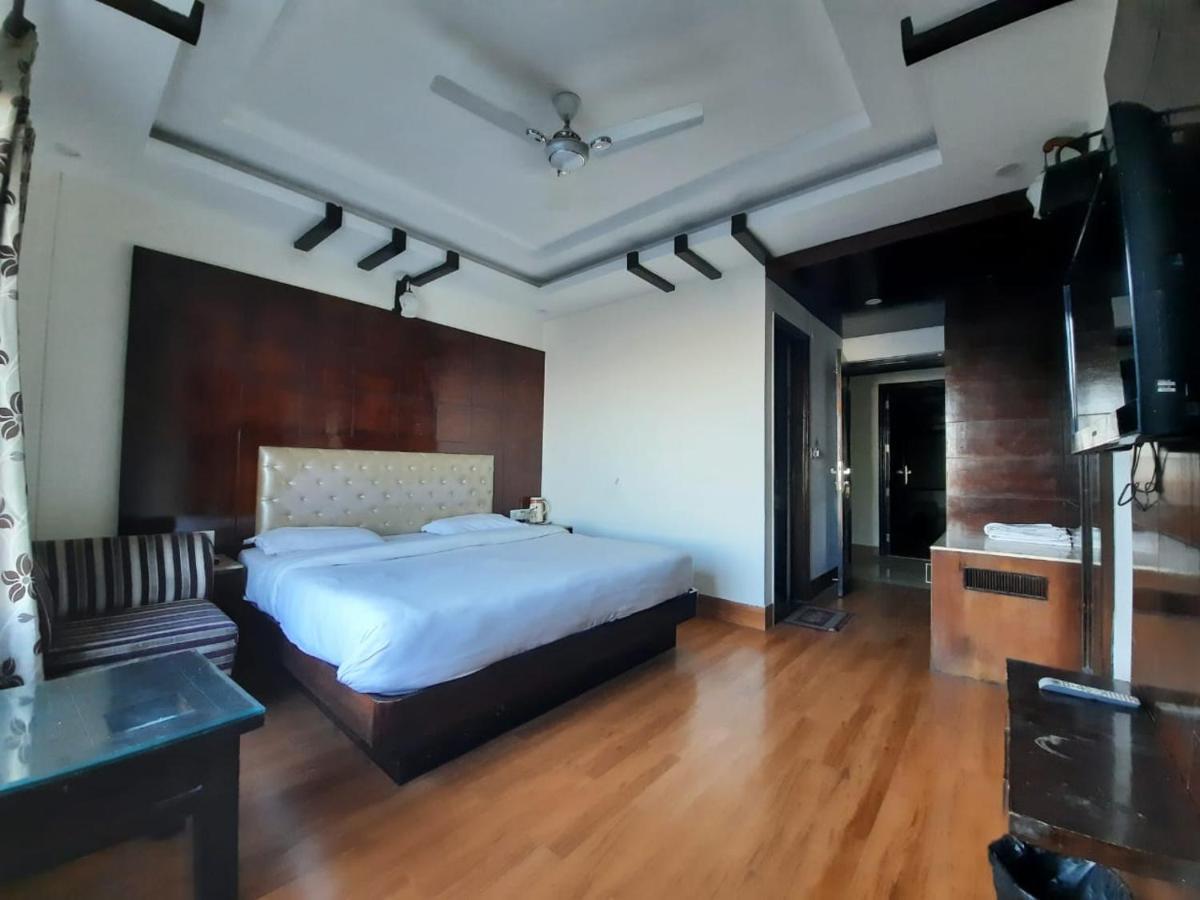 Hotel Basera Mussoorie Eksteriør bilde