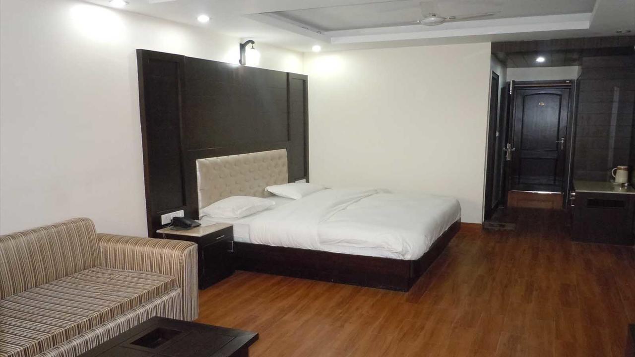 Hotel Basera Mussoorie Eksteriør bilde